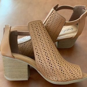 Brand New Qupid Booties Camel Size 7